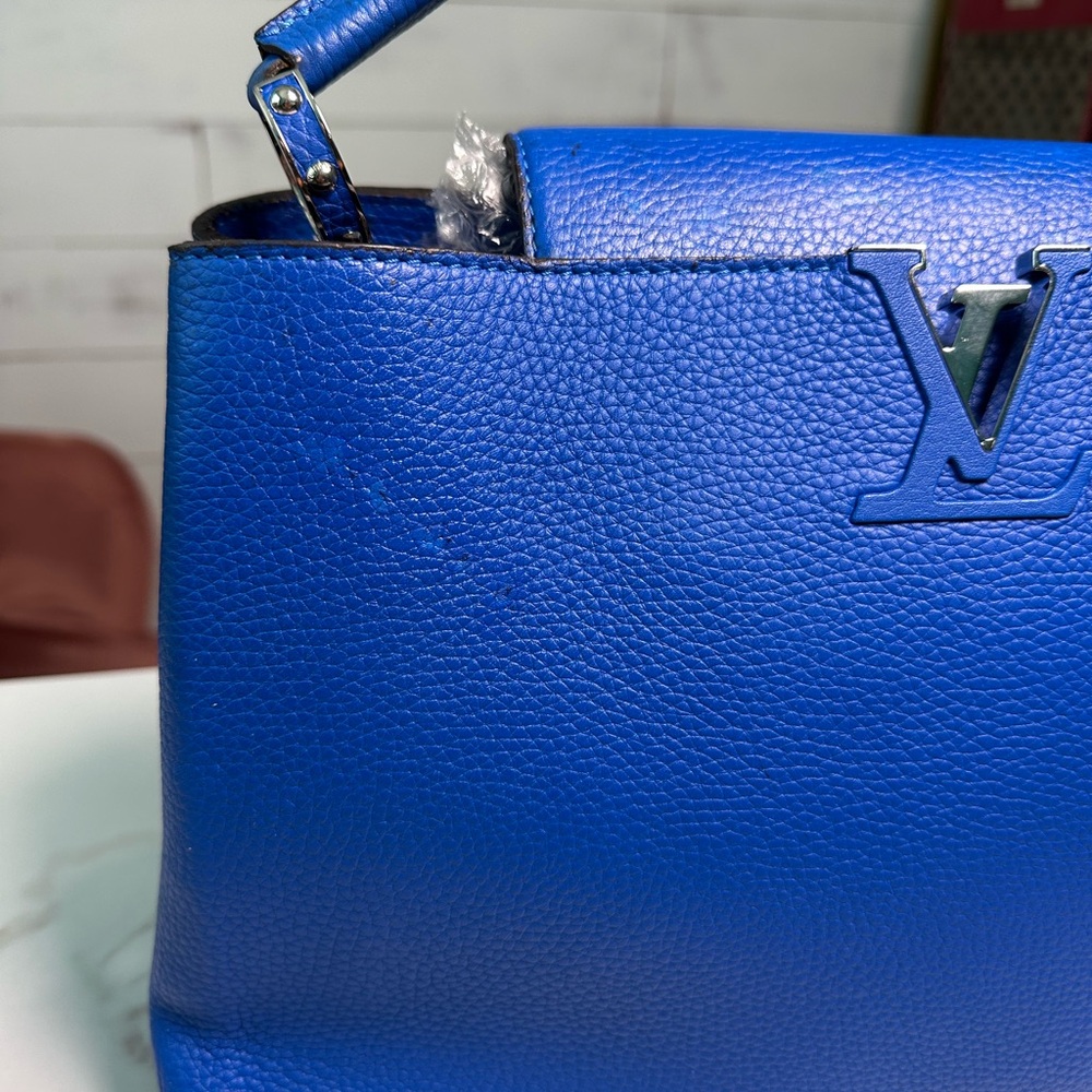 SOLD Louis Vuitton Capucines GM Bag - Picture 3 of 16